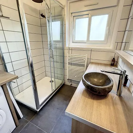 Casa de Férias Maison Saint-pair-sur-mer, 5 Pieces, 9 Personnes - Fr-1-361-445