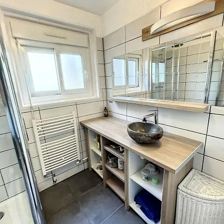 Casa de Férias Maison Saint-pair-sur-mer, 5 Pieces, 9 Personnes - Fr-1-361-445 *