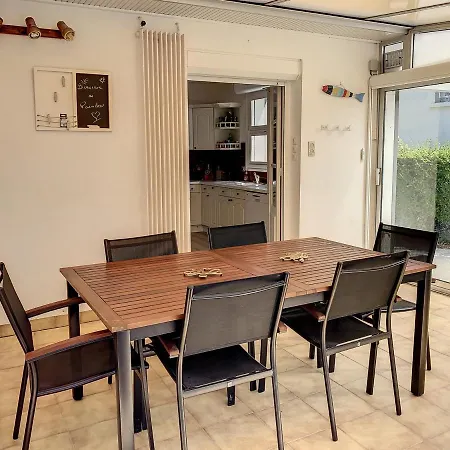 Casa de Férias Maison Saint-pair-sur-mer, 5 Pieces, 9 Personnes - Fr-1-361-445 *